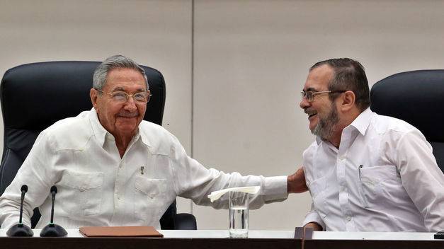 Raúl Castro afirma que el proceso de paz de Colombia «no tiene vuelta atrás»