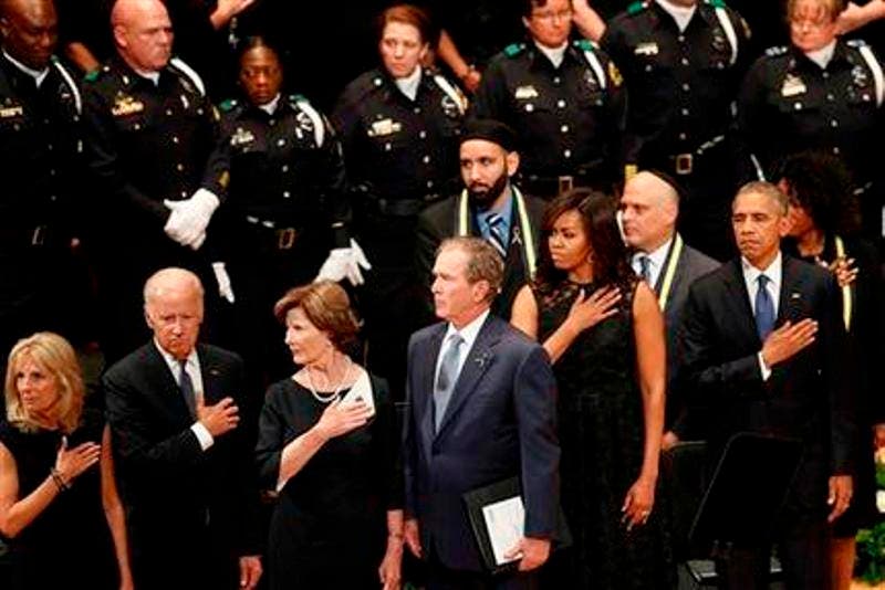 Obama va a Dallas a rendir tributo a los policías asesinados