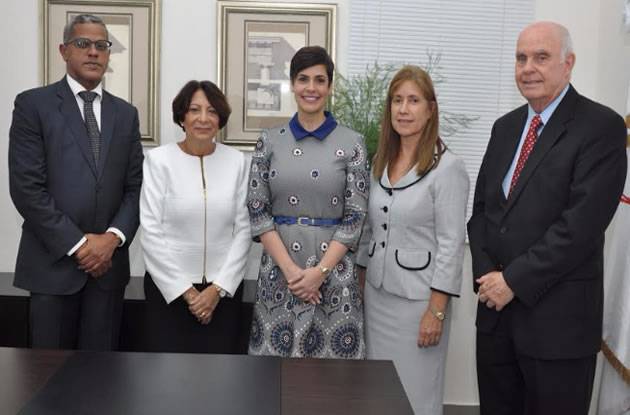 Yolanda Martínez asumió hoy como presidenta Procompetencia ; agradeció confianza de Danilo Medina
