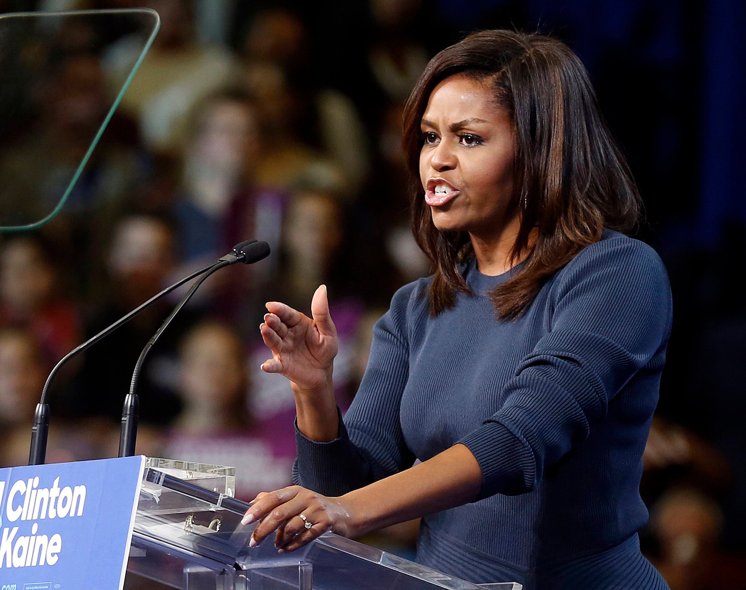 Michelle Obama urge a decir “basta” a Trump por “intolerable” trato a mujeres
