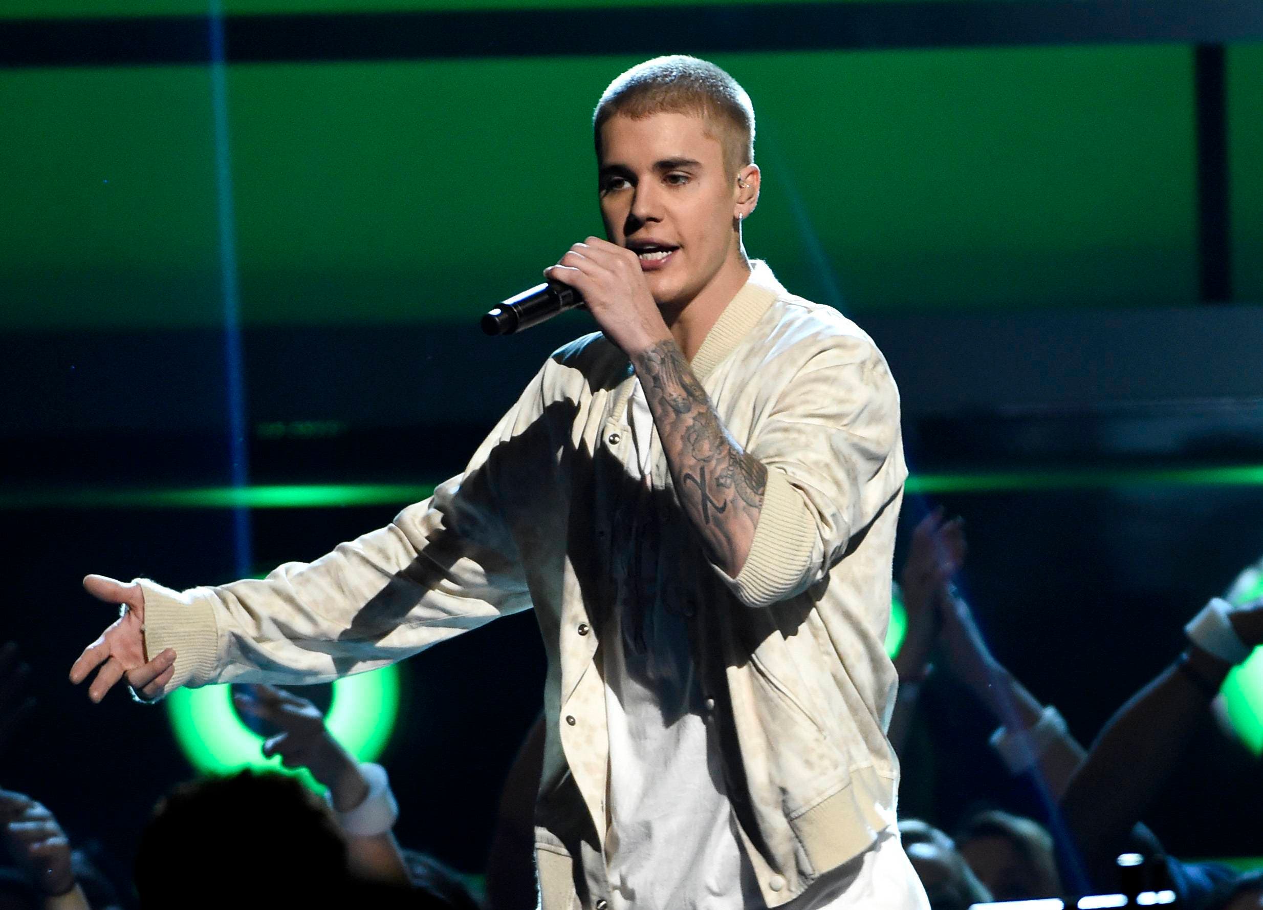 “Despacito” con Justin Bieber, mejor tema latino de la década según Billboard