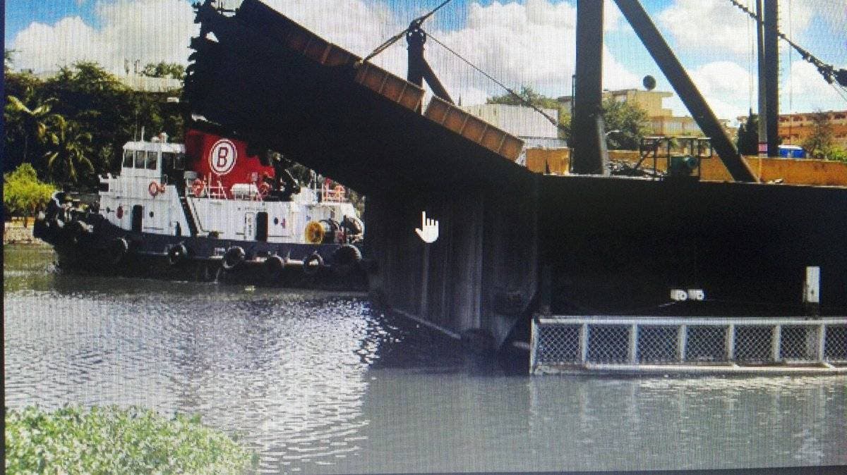 AMET: Puente Flotante cerrado de forma temporal por cruce de barcaza