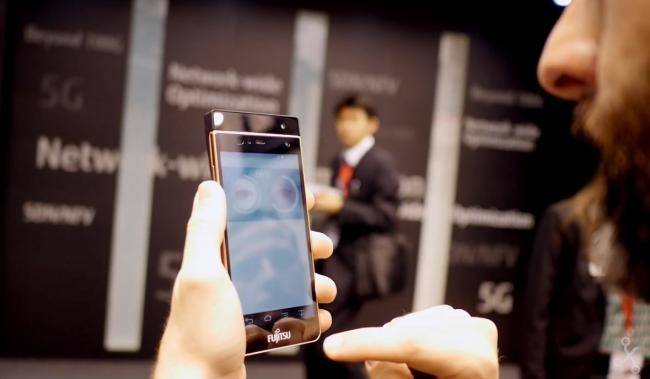 Desarrollan sistema que escanea las venas de los dedos con el “smartphone»