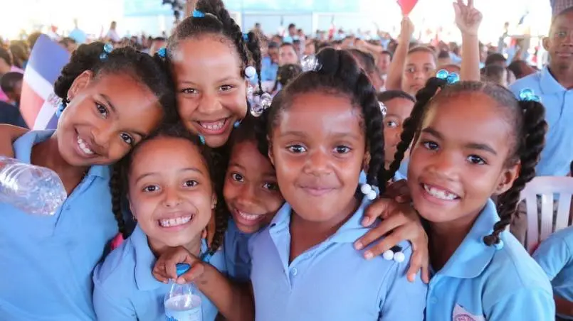 Gobierno entrega escuela y estancia infantil en Sabana Perdida