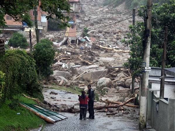 Dos muertos en un deslizamiento en la región serrana de Río de Janeiro