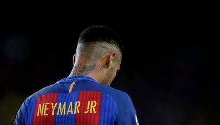 Fiscales en España piden 2 años de cárcel para Neymar