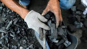 La AIE prevé una demanda de carbón estancada hasta 2021 y procedente de Asia