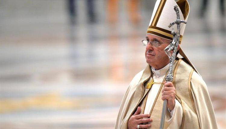 El Papa dice que actual persecución de cristianos es mayor e igual de cruel