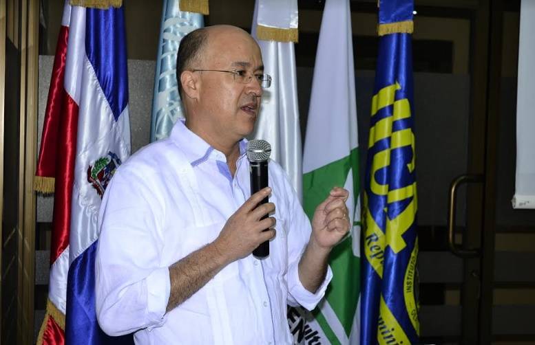 Domínguez Brito dice Medina trabaja para garantizar la seguridad hídrica