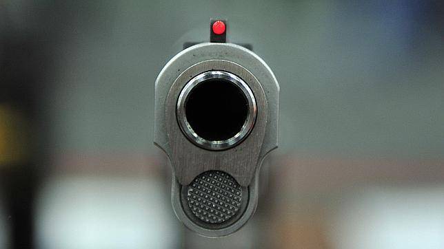 Asesinan a tiros a hombre mientras se encontraba en velorio de un amigo en Boca Chica