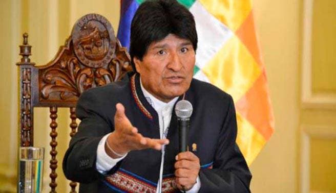 Evo Morales anuncia que irá a Venezuela por aniversario de muerte de Chávez