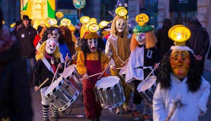 El Carnaval de Basilea se oscurece y centra sus críticas en Donald Trump
