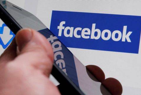 Facebook prohíbe usar información para «espionaje»