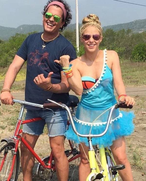 Carlos Vives y Shakira demandados por plagio por su tema «La bicicleta»