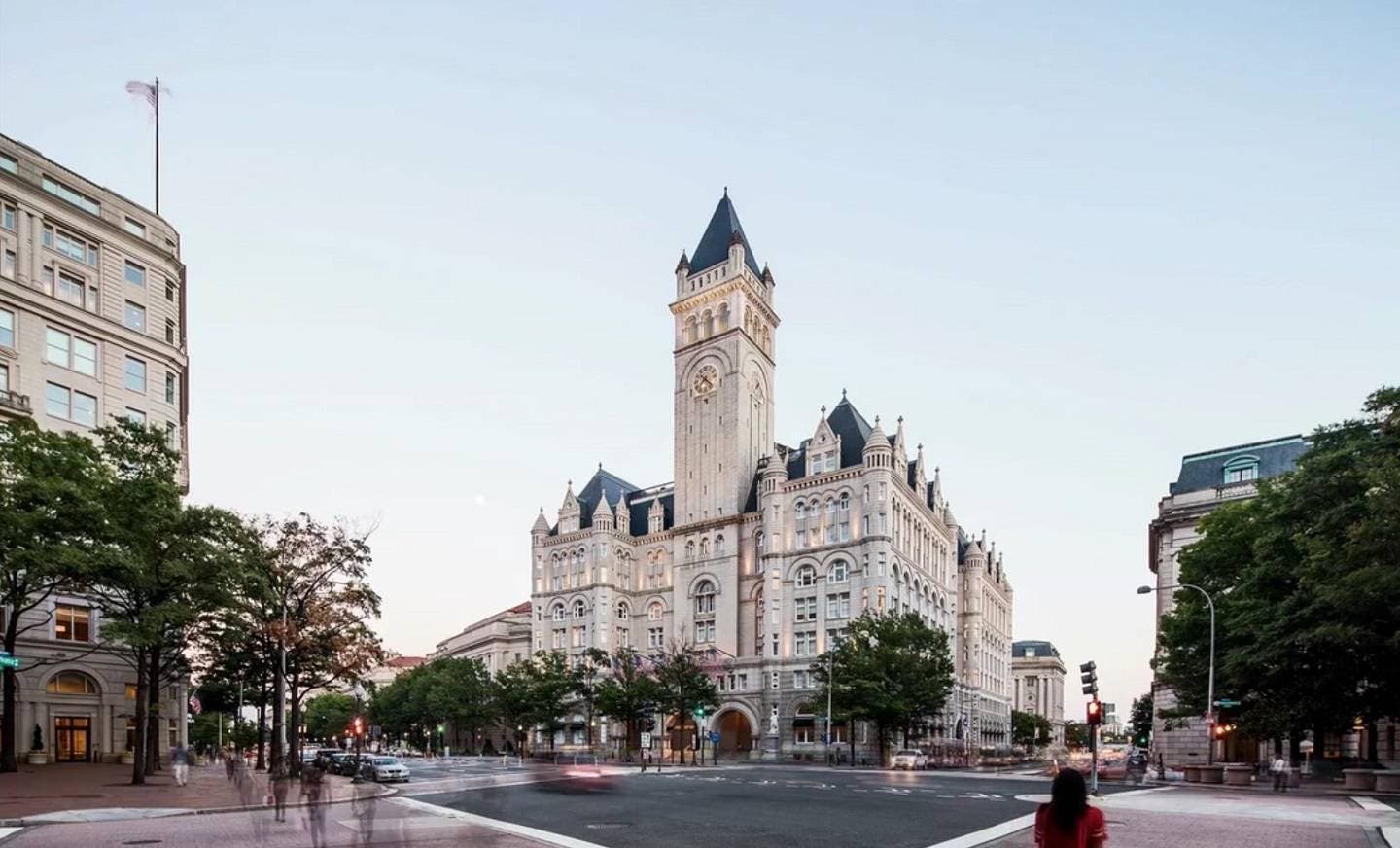 Restaurante demanda a Trump y su hotel en Washington por competencia desleal