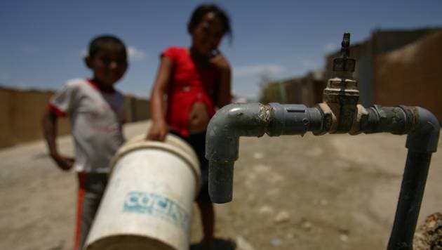 Unicef: Uno de cada cuatro niños vivirá en zonas con poca agua en 2040