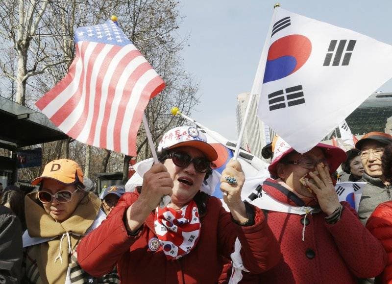 Surcoreanos festejan destitución de presidenta