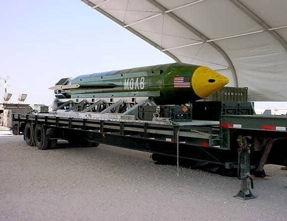 EE.UU. usa por primera vez la «Madre de todas las bombas» contra el EI en Afganistán