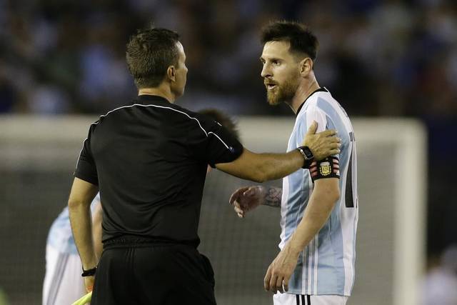 La FIFA reducirá a dos partidos la sanción a Messi si se presenta a audiencia