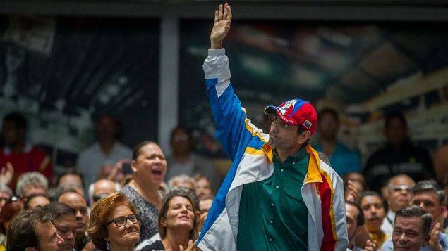Capriles rechaza declaración del papa sobre oposición y dice no está dividida