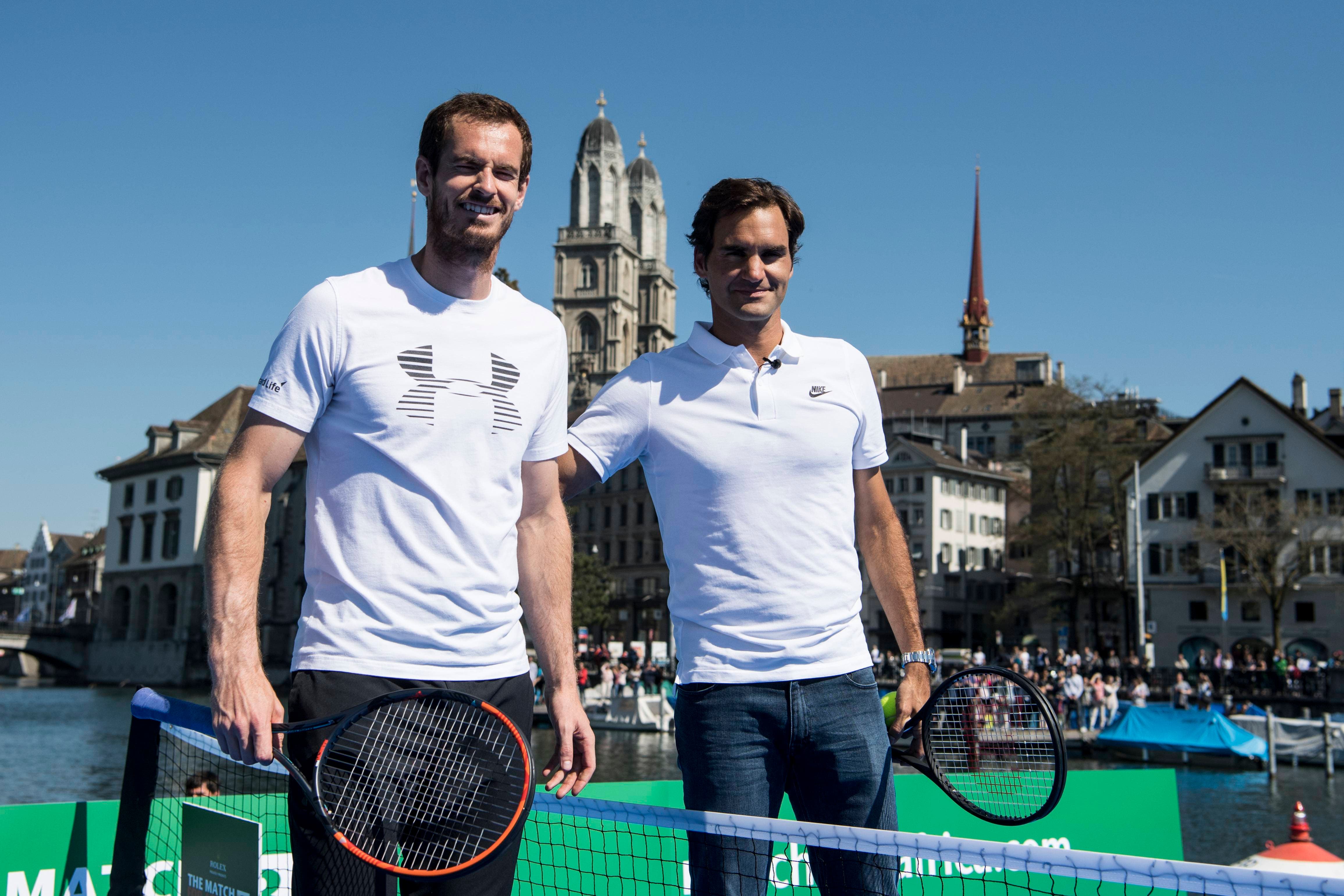 Roger Federer y Murray “se entrenan” en una plataforma en el río de Zúrich