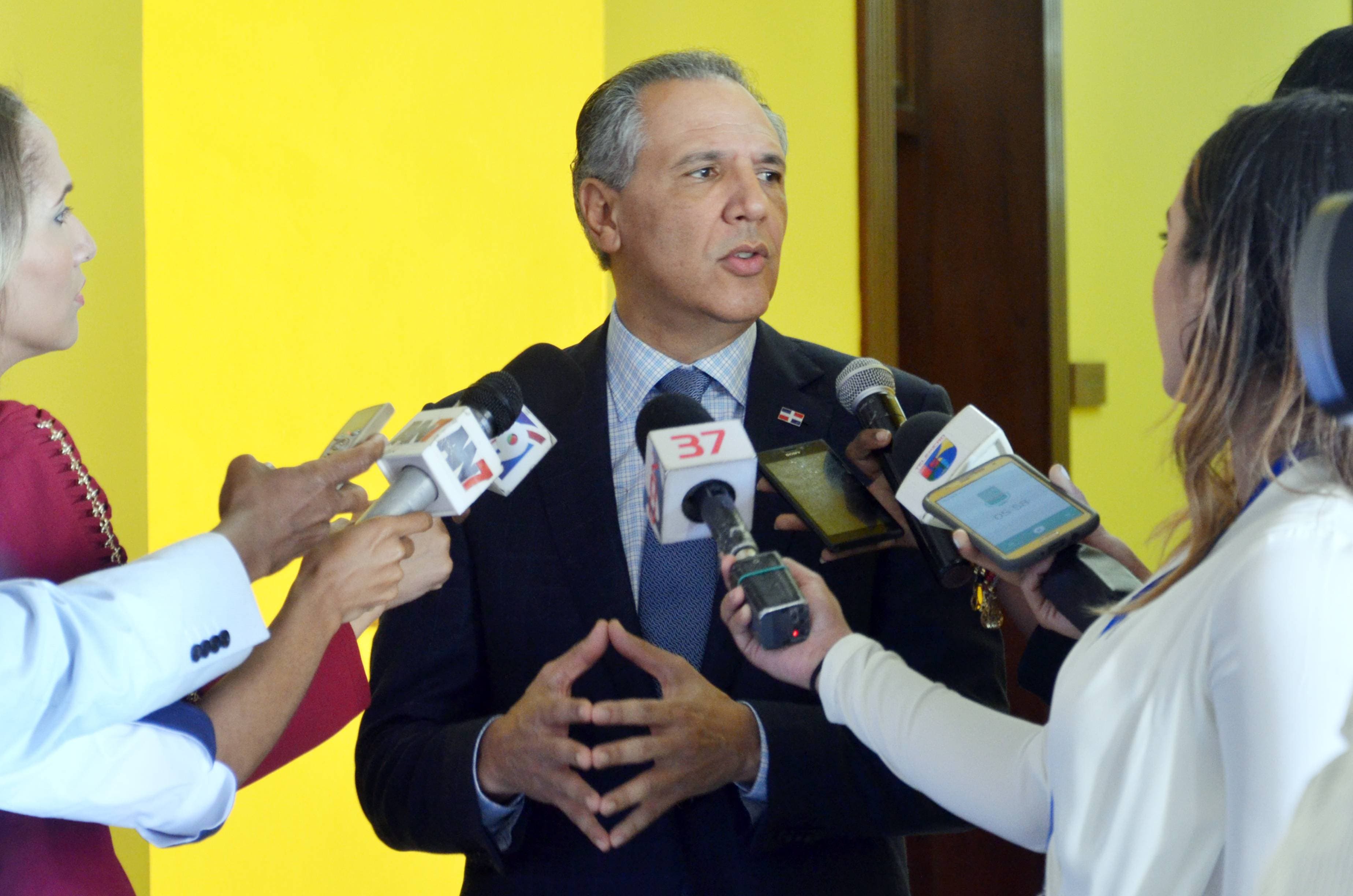 Video: Peralta afirma Gobierno valora documento de la Sociedad Dominicana de Diarios
