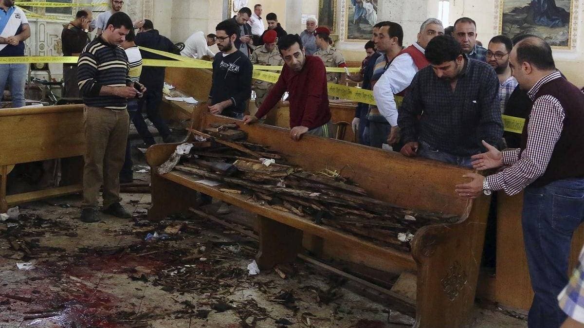 La Iglesia copta cancela las celebraciones de Pascua tras atentados en Egipto
