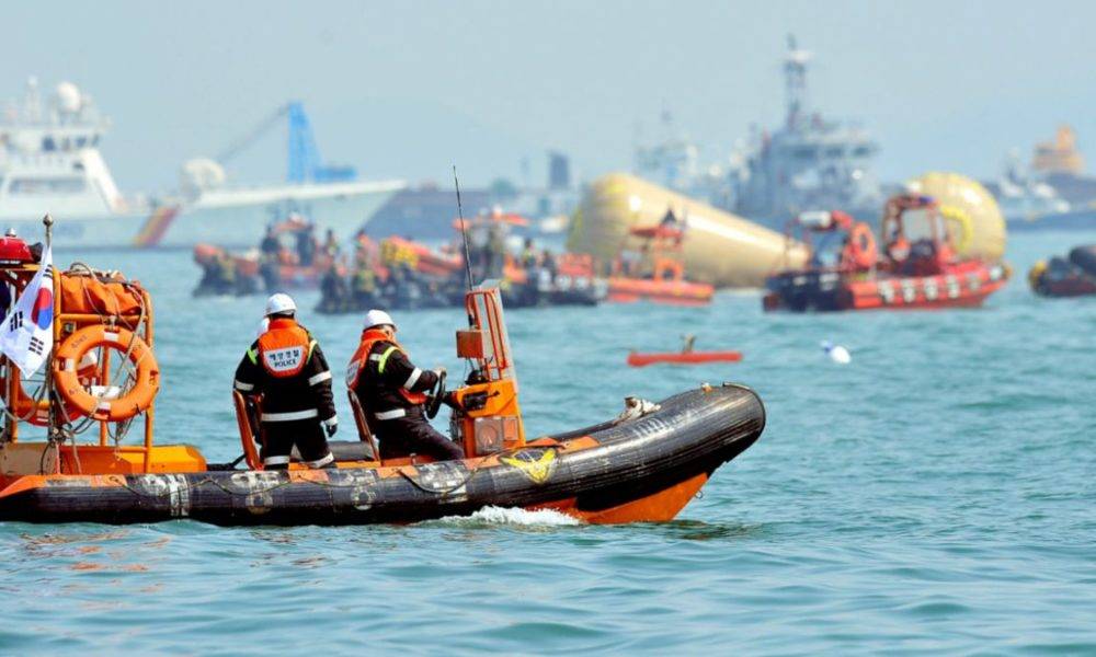 Al menos 20 muertos en el naufragio de un ferry en Mianmar