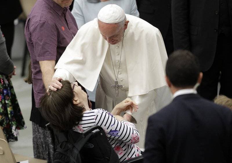 El Papa recibe a enfermos de Huntington y sus familiares