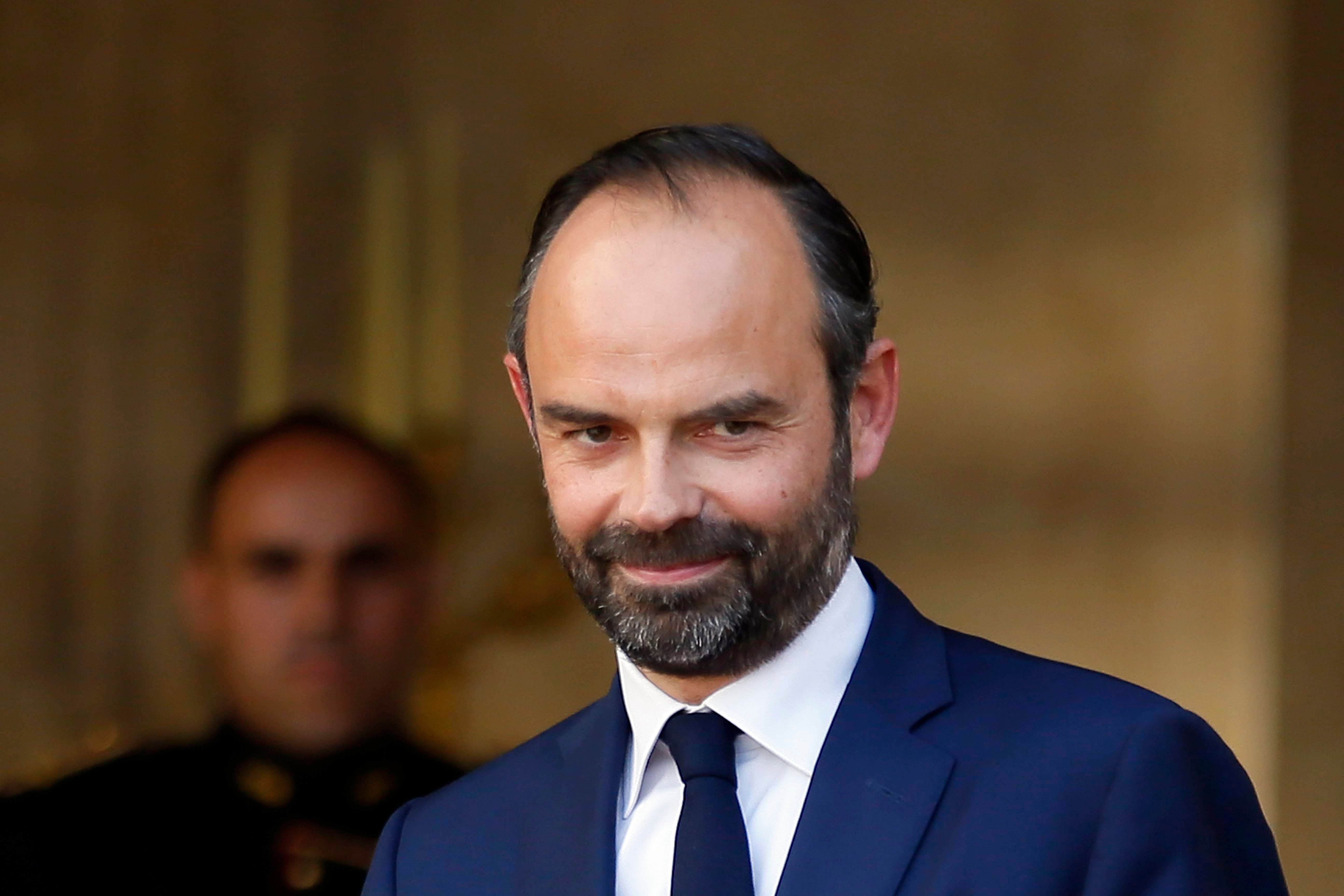 Emmanuel Macron nombra primer ministro al conservador Édouard Philippe