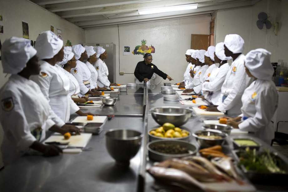 Chefs reviven la tradición culinaria haitiana