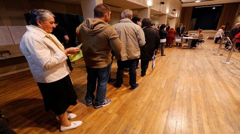 Francia: Participación en elecciones alcanza el 28,23 %, casi igual que primera vuelta