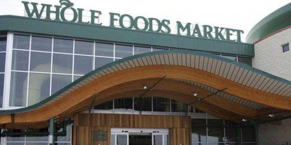 Amazon compra Whole Foods y sacude el sector de supermercados en EEUU