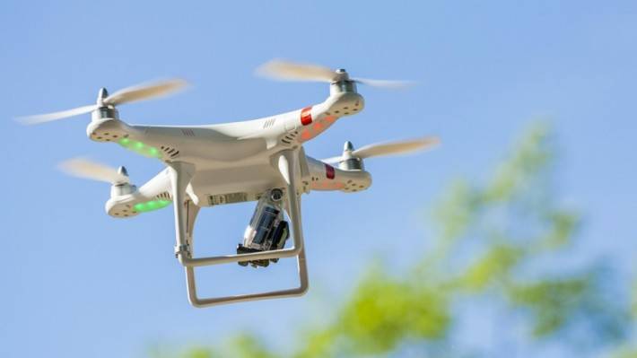 El dron, nueva herramienta para erradicar insectos que causan enfermedades