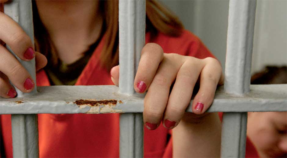 Mujer que se dedicaba a explotación sexual de adolescentes es condenada a 15 años de prisión