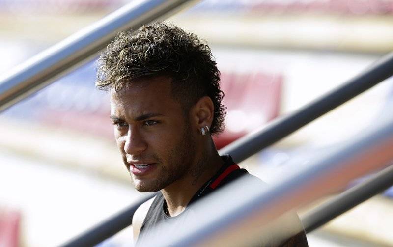Bartomeu: Neymar no está en venta