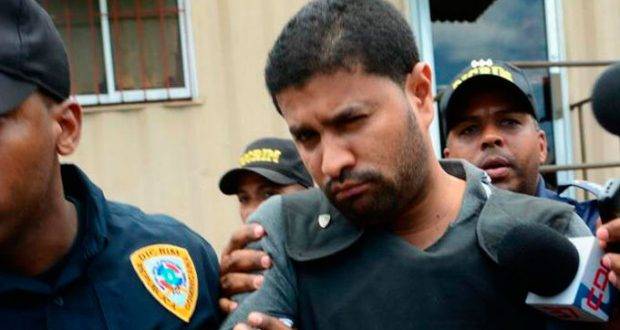 Imponen un año de prisión preventiva en Najayo al suspendido sacerdote Elvin Taveras Durán