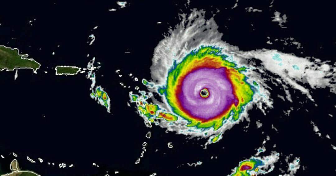 Irma se convierte en huracán de categoría 5 rumbo a las Antillas Menores
