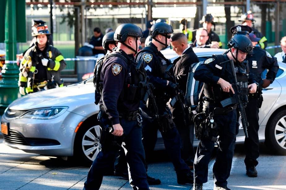 Confirman atentado terrorista en Nueva York; hay ocho muertos