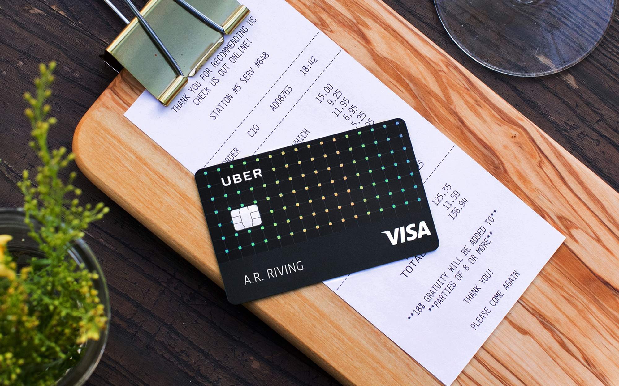 Uber lanza tarjeta de crédito