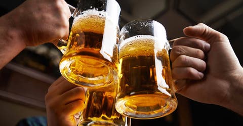 Una sociedad china promete alcohol para toda la vida por USD 1.700