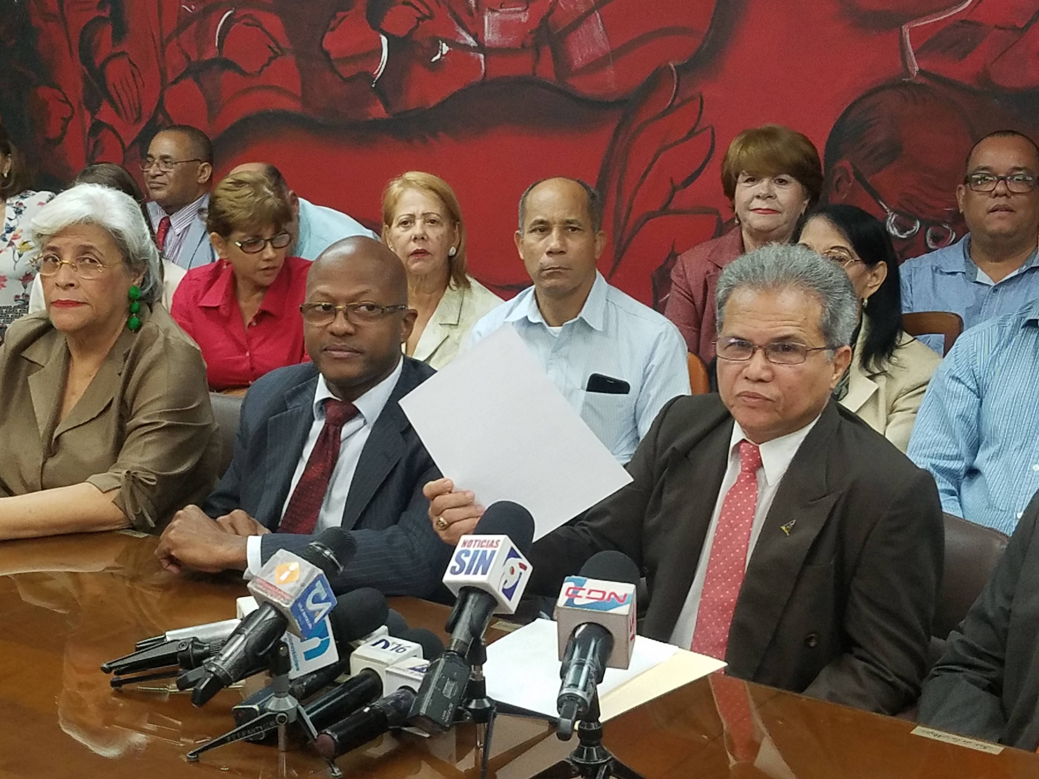 Colegio Médico Dominicano suspende llamado a huelga porque Guzmán Marcelino accedió a diálogo