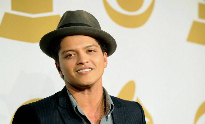 Bruno Mars reina y “Despacito” deja su marca en los American Music Awards