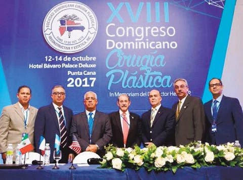 Cirujanos plásticos realizan congreso aniversario