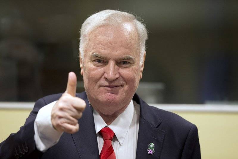 Corte ONU condena a  Ratko Mladic  por genocidio en guerra de Bosnia