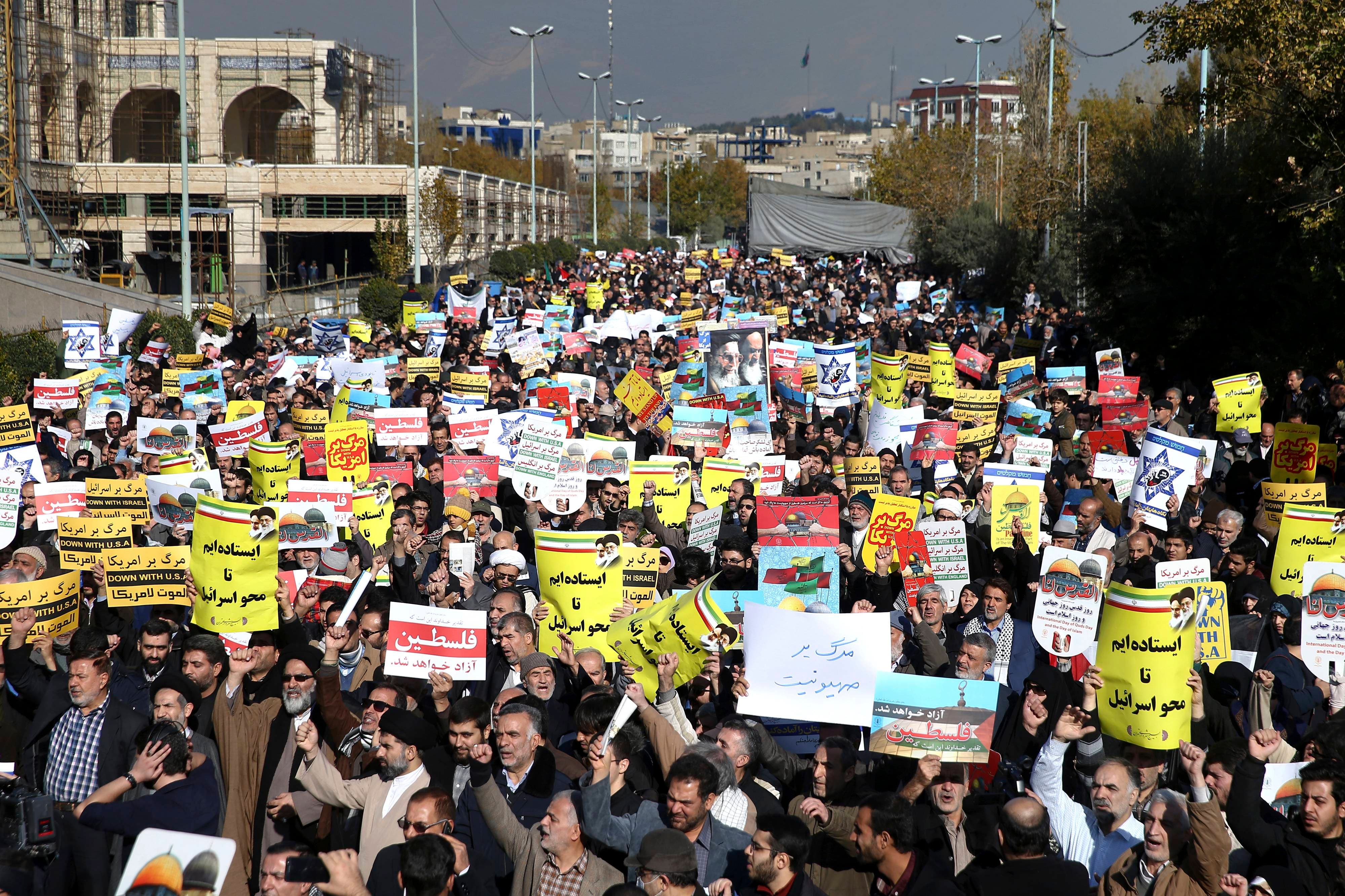 Iraníes expresan su furia contra la decisión de Donald Trump respecto a Jerusalén