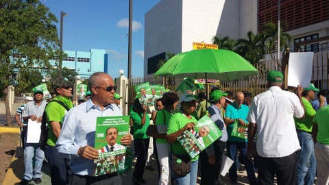 Video: Marcha Verde entrega a diputados documento donde exige juicio político contra  Danilo Medina