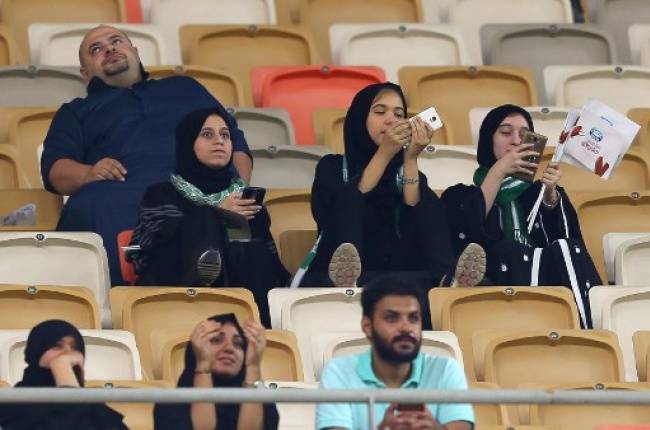 Mujeres sauditas presenciarán por primera vez un partido de fútbol en directo