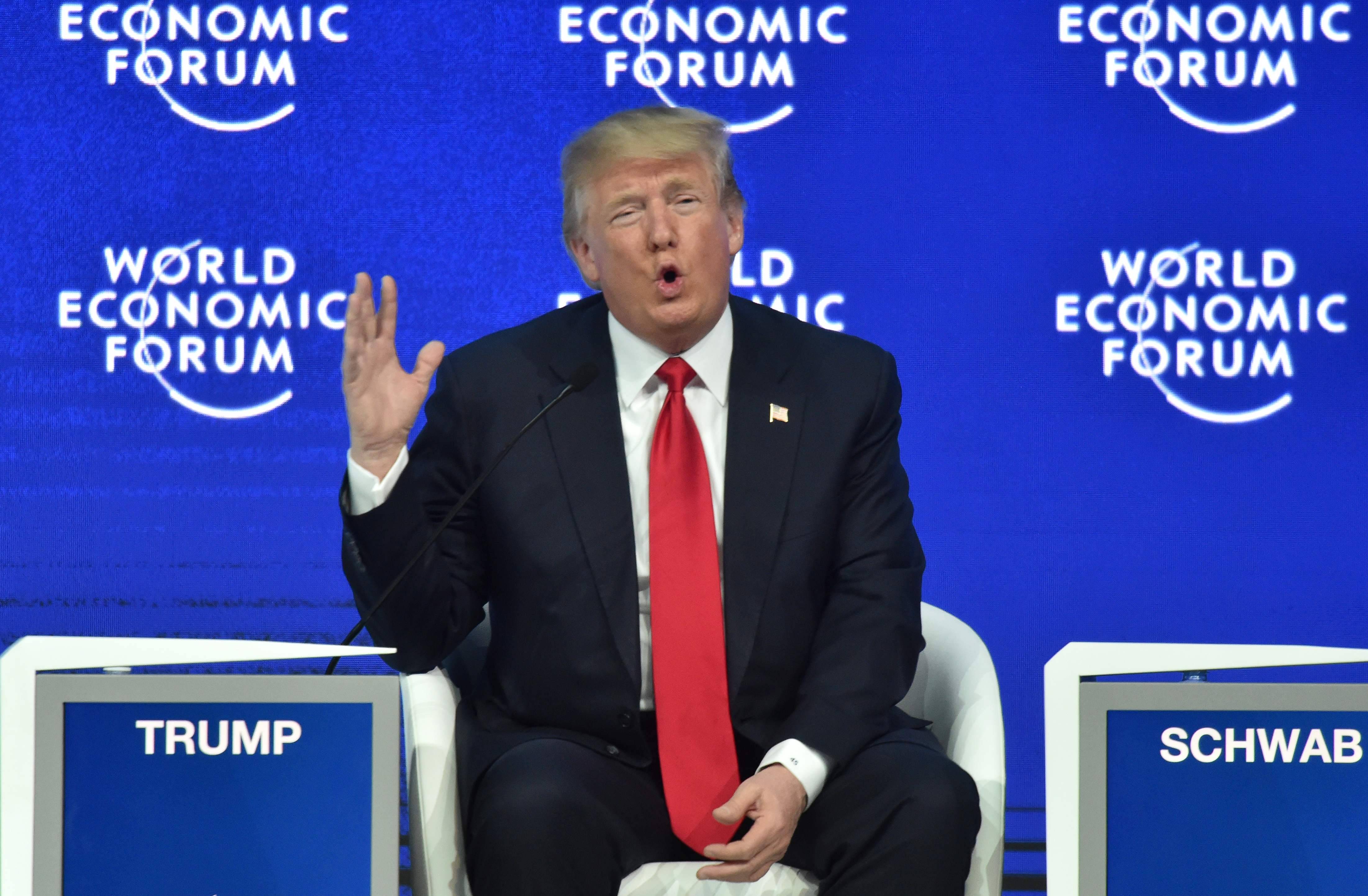 En foro de Davos, Donald Trump envía «afectuosos saludos» a los países africanos tras insultos