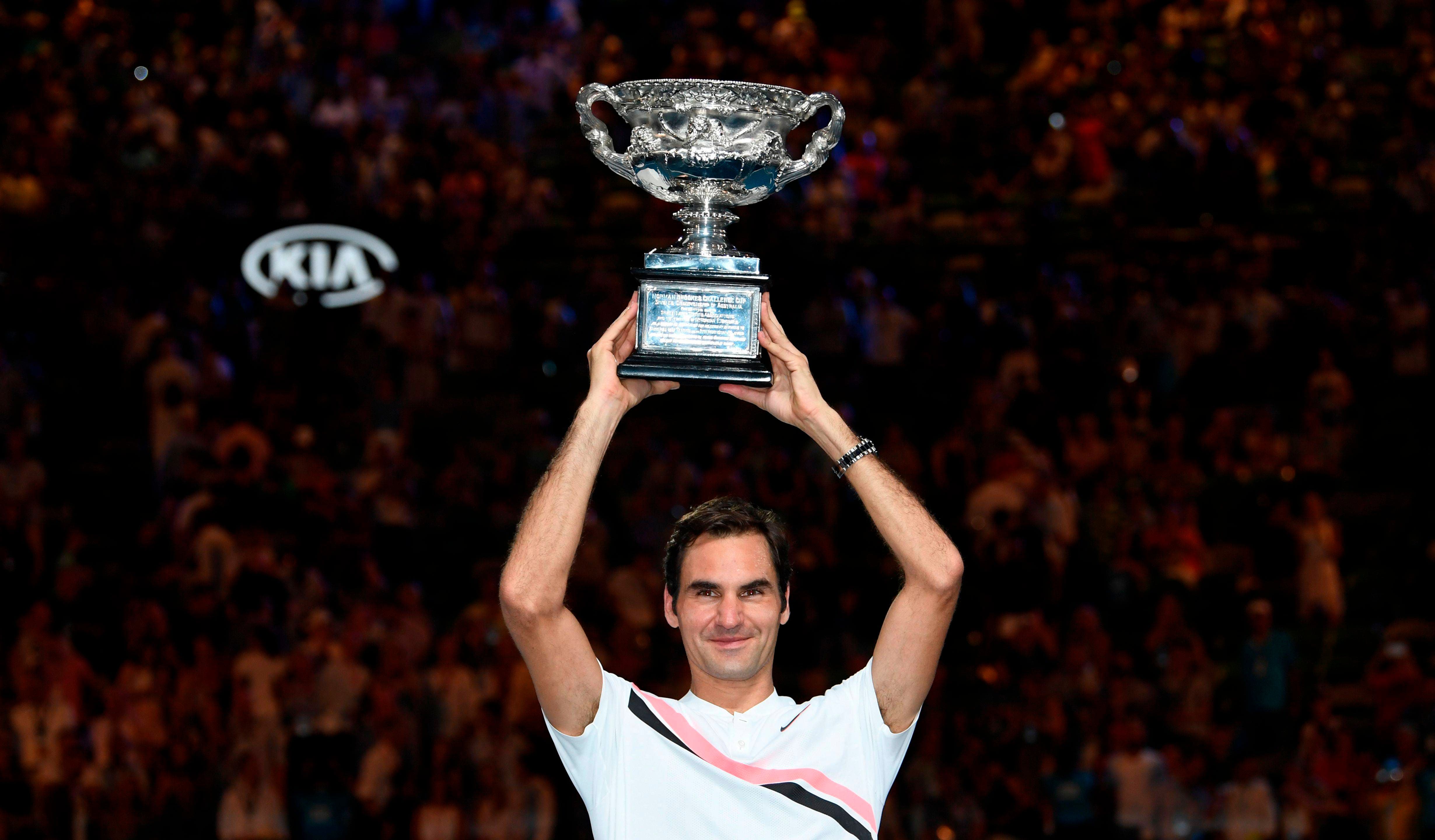 Federer gana final en Abierto de Australia y logra su 20mo Gran Slam